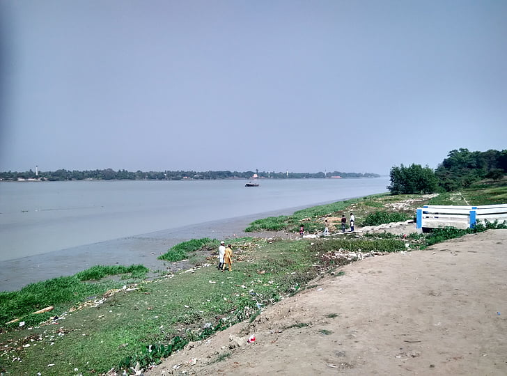 Budgebudge Fähre ghut, Kolkata, von der Stelle rühren