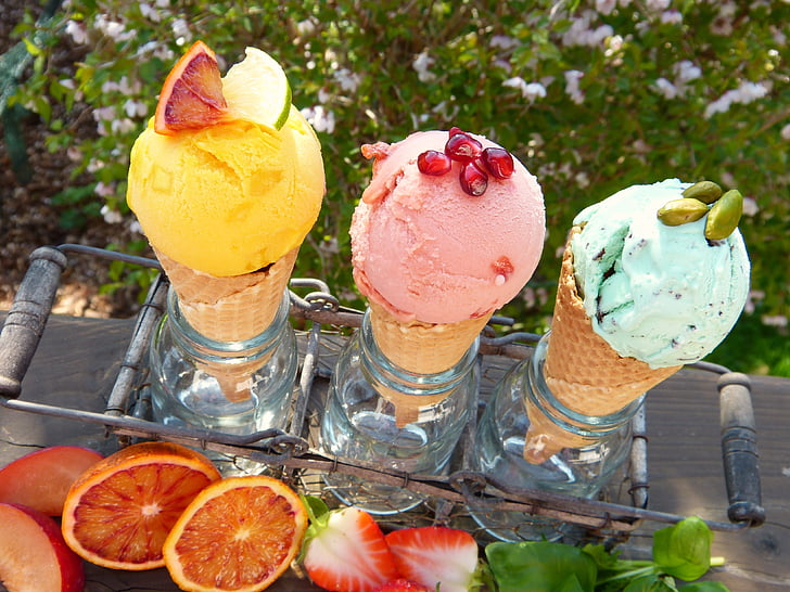 sladoled, okusi sladoleda, sadje, vaflji, sladoled stožec, ven, sonce