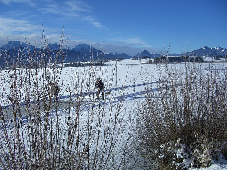 téli, alpesi panoráma, tó, jég, földi curling, schneschippen, hideg