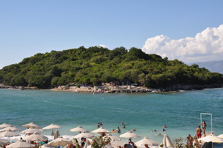 Albanija, Ksamiliu plaža, ljeto, uz more