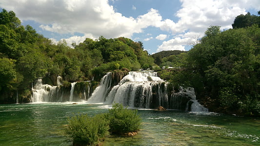 nationak parc de krka, chutes d’eau, Croatie (Hrvatska), Dalmatie, lumière du jour, l’Europe, flore