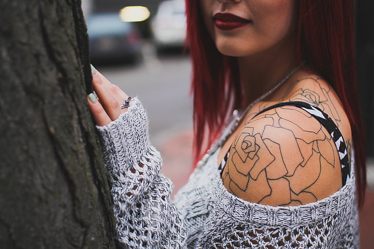 woman, gray, knit, shoulder, sweater, tree, wood