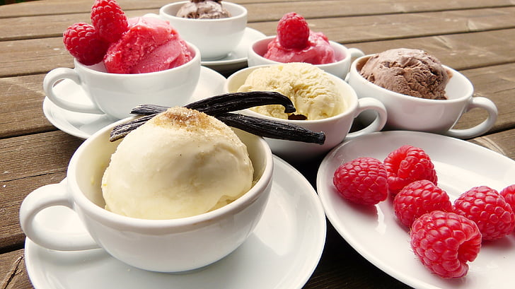 ice, ice cream, raspberries, vanilla pod, chocolate, vanilla, t