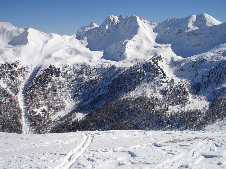 Backcountry laskettelu, Ski Vuorikiipeilyvarusteet, vuorenhuippujen, Val dʼUltimo, Etelä-Tiroli, Italia, talvi