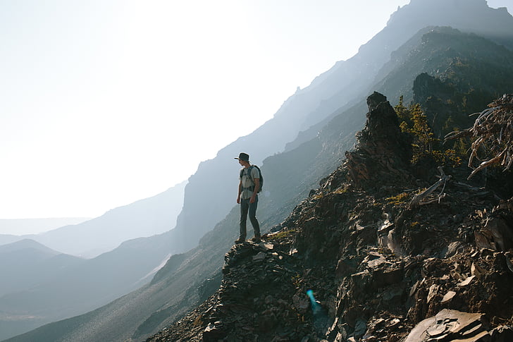 closeup, fotografija, vyras, nuolatinio, kalnų, uolos, skaldytų viršuje