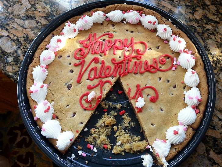 cookie, valentines day, love, sweet, chocolate chips, celebration, heart