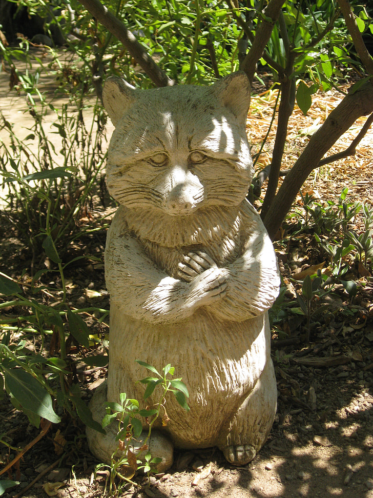 garden sculpture, raccoon, fox, forest, park, summer, light