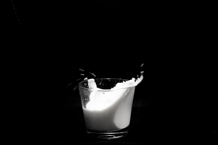 piens, balta, melna, šķidrums, kustība, kontrasts, stikls