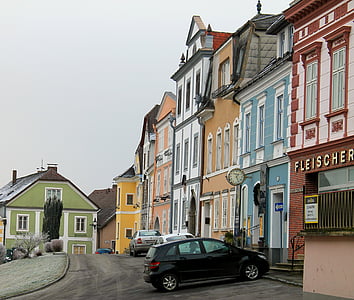 homes, row of houses, colorful, wintry, weitra, austria, old town