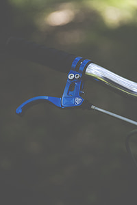 bike, bicycle handlebar, handlebars, bike handle, handle, brake levers, brake