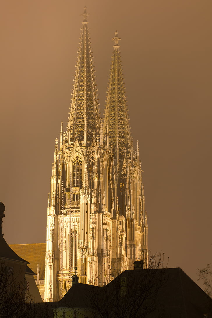 Regensburg, Dom, noche, Iglesia, Catedral, arquitectura, religión
