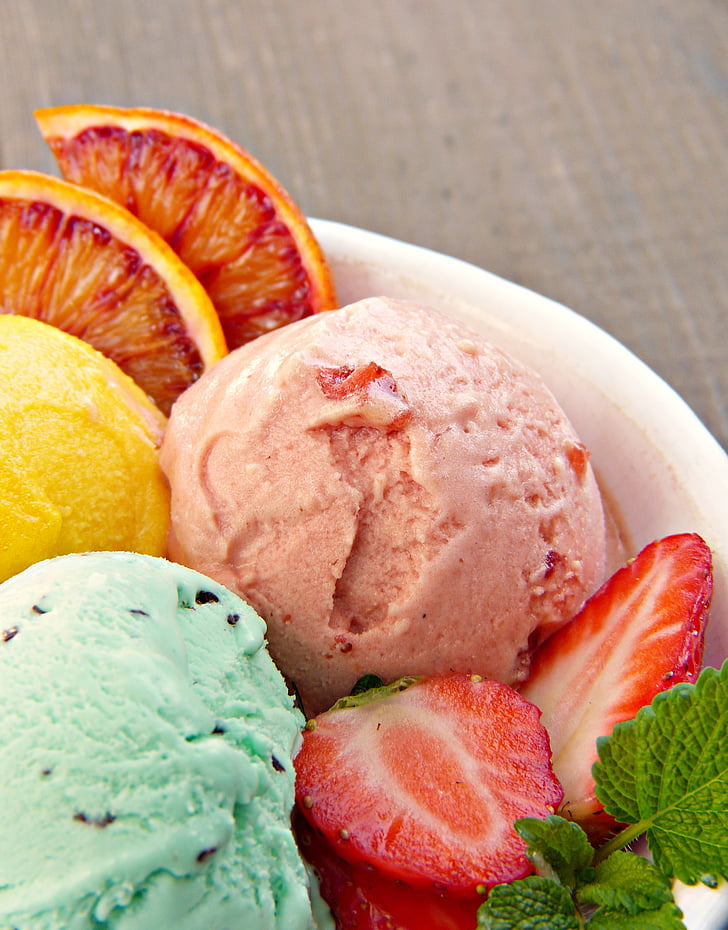 ice cream sundae, ice cream, fruit ice cream, mint, strawberries, blood orange, bio