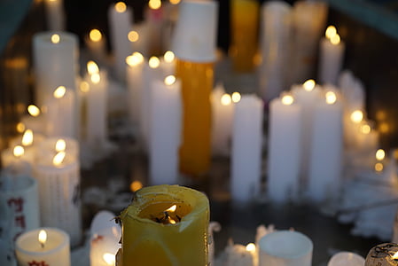 κερί, φως των κεριών, ο Βουδισμός, προσευχή, φωτιζόμενο, σε εσωτερικούς χώρους, Οι άνθρωποι δεν