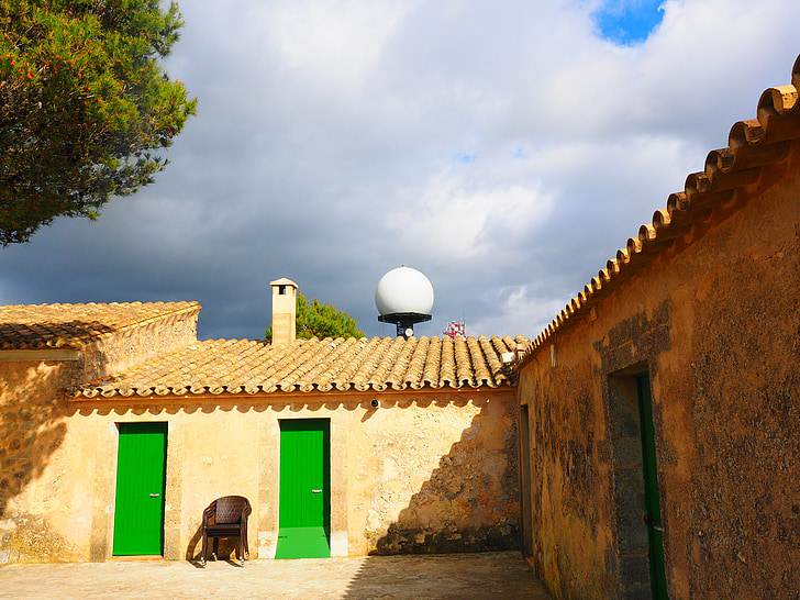 Santuari de nostra senyora de cura, Monastero, Puig de randa, Isole Baleari Spagna, Mallorca, cortile, Algaida
