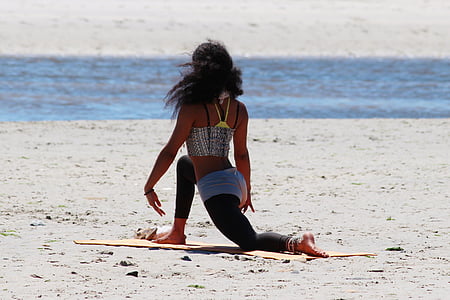 Yoga, kvinne, stranden, avslapning, sand, sporty, vakker