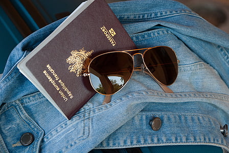 viajes, pasaporte, vacaciones, aduanas, gafas de sol, vacaciones, pantalones vaqueros
