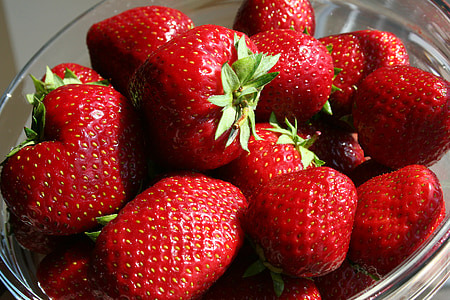 fresa, Berry, rojo, apetitosa, dulce, en el verano