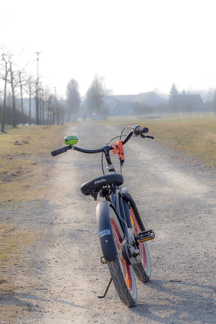 ποδήλατο, μακριά, Αθλητισμός, χώρος στάθμευσης, Ποδηλασία, ποδήλατο βουνού, Touring ποδήλατο
