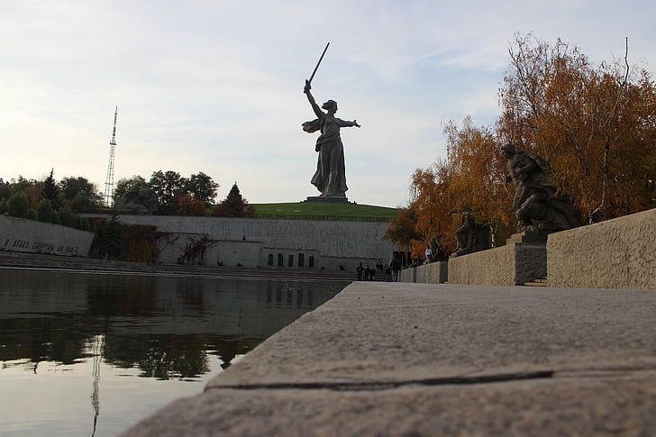 emlékmű, Volgográd, víz