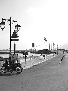 ceļš, motocikls, vecais, melns-balts, lampas, krasts