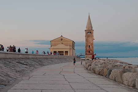 Caorle, Venise, Italie, Église, Campanile, phare