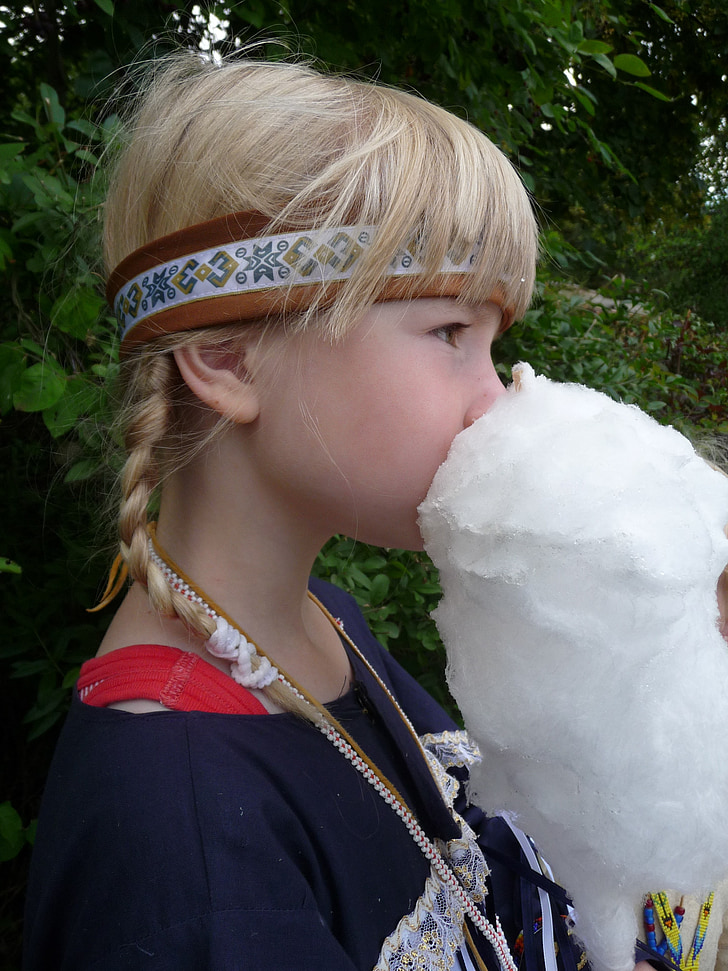 girl, indians, carnival, cotton candy, blond, child, children's carnival