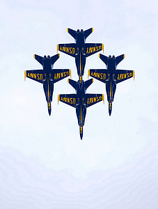 μπλε άγγελοι, Πολεμικό Ναυτικό, ακρίβεια, αεροπλάνα, εκπαίδευση, εξόρμηση, διαμάντι 360