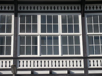 Windows, gamle palæ type, spærret, hvid, sort, fancy, særlige