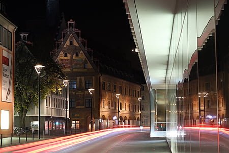 Municipio, Ulm, facciata, pittura, affreschi, murale, fotografia di notte