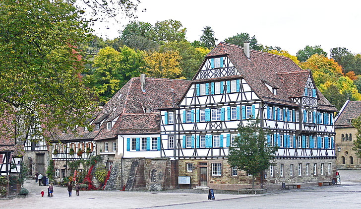 fachwerkhäuser, Maulbronn, Klosterhof, Sveva, autunno, paese della montagna, Germania meridionale