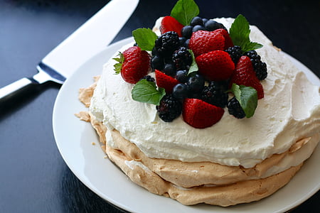 mixed berries, pavlova, pie, cake, sweet, whipped cream, meringue