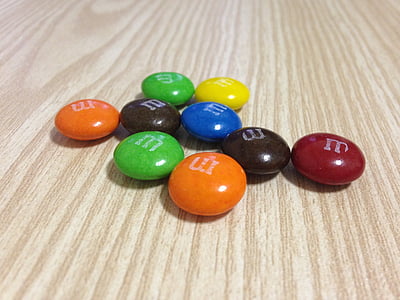 巧克力, am aemen, 彩色巧克力, m m 的, 糖果, 多色, 木材-材料