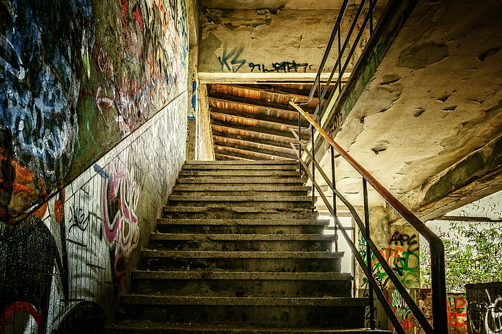 lost places, stairs, staircase, pforphoto, building, decay, leave