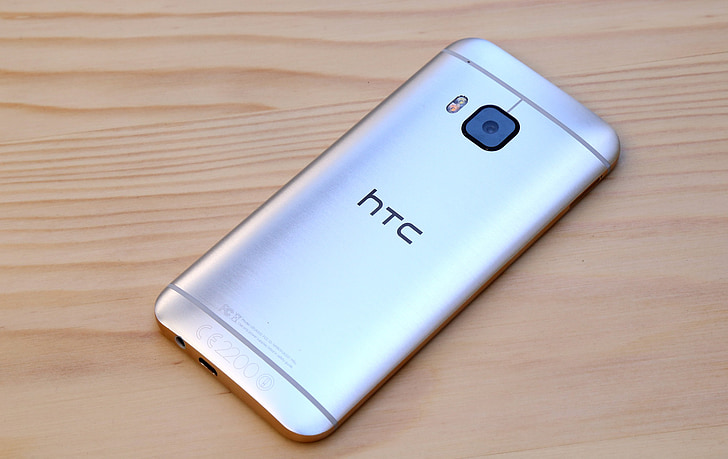 HTC, HTC en, HTC one m8, smartphone, mobila, Tech