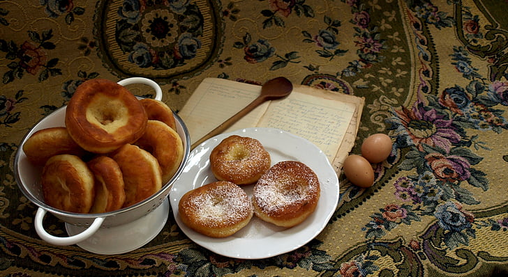 donut, stol, trä sked, mat, frukost, bakelse, bageriet