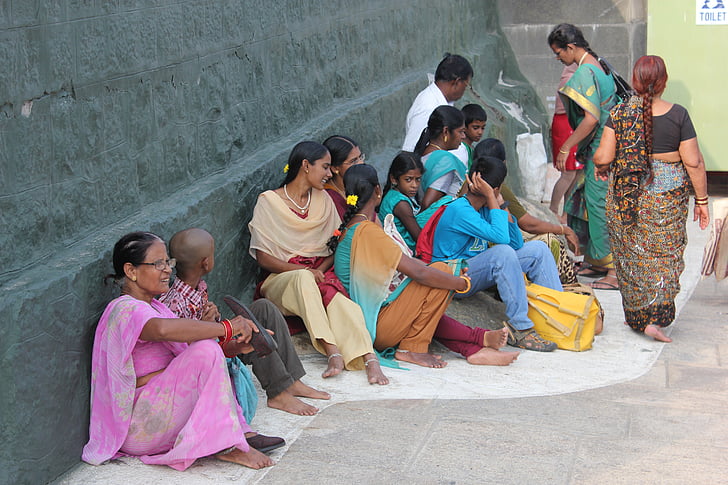 mulheres, à espera, sari, étnicas, roupas, colorido, sentado