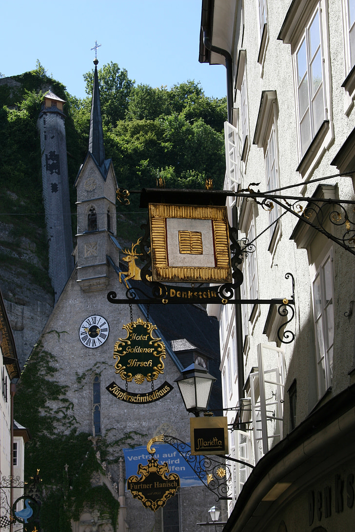 Salzburg, Austria, ciudad, señales de la calle, negro, oro, antiguo