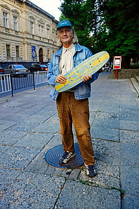 scateboard, Starý muž, styl, ulice