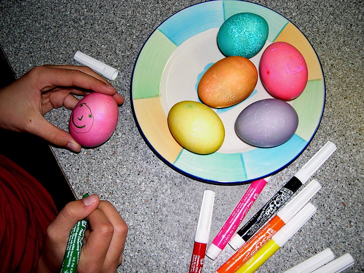 ous, Setmana Santa, ous de Pasqua, decorades, color, pintat, colors