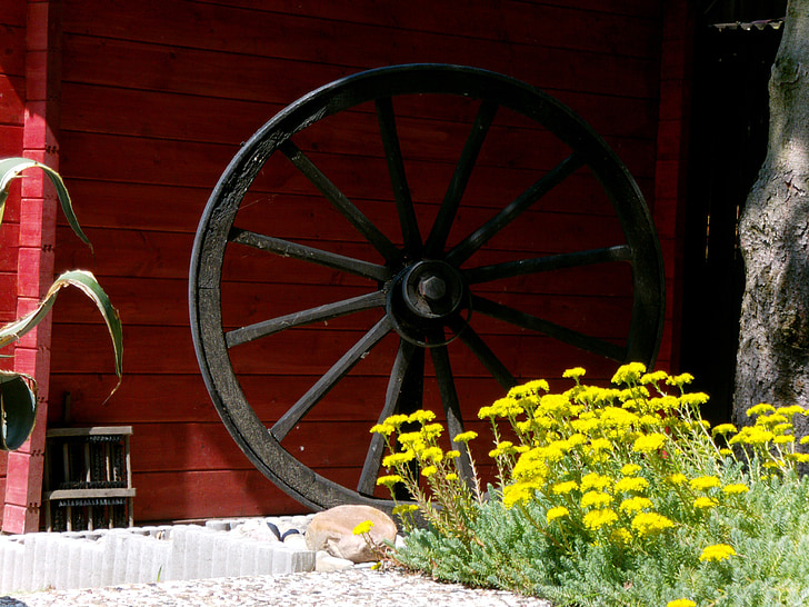 wagon wheel, farmhouse, wheel, wood, garden, deco