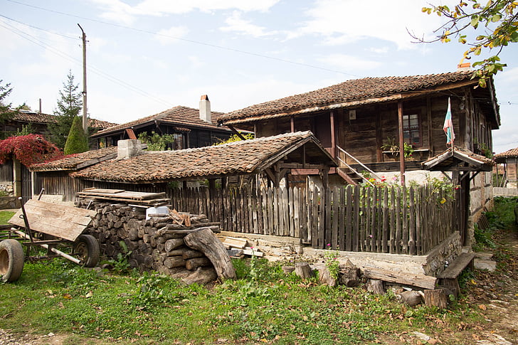 Βουλγαρία, χωριό, ξύλινο σπίτι