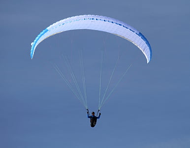 Siklóernyő, menet közben, Sky, kék, siklóernyőzés, lebegő vitorlás, légi sportok
