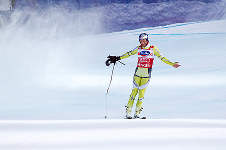 lyžařský závod, Světový pohár, Lauberhorn závod, sjezdové lyžování