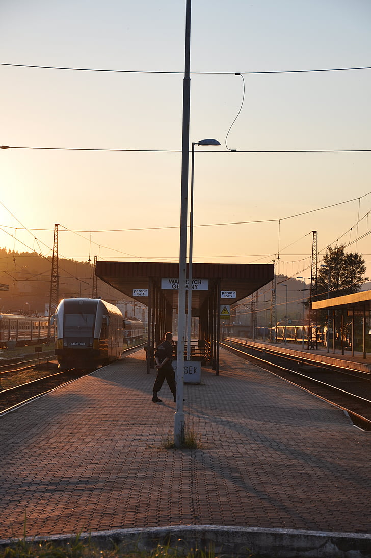 Peron, järnvägsstation, järnvägsspåren, Rails, järnväg, stationen, PKP
