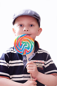 niño, niño, chico, Snack, caramelo de palo, lollipop, arco iris