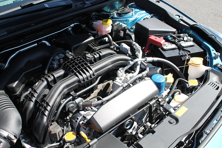 motor, Subaru, motorul boxer, capota spaţiu