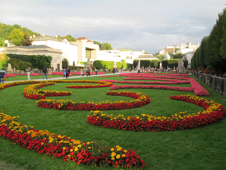jardines de Mirabel, Austria, Salzburg, arco, verano, jardín de flores, flores