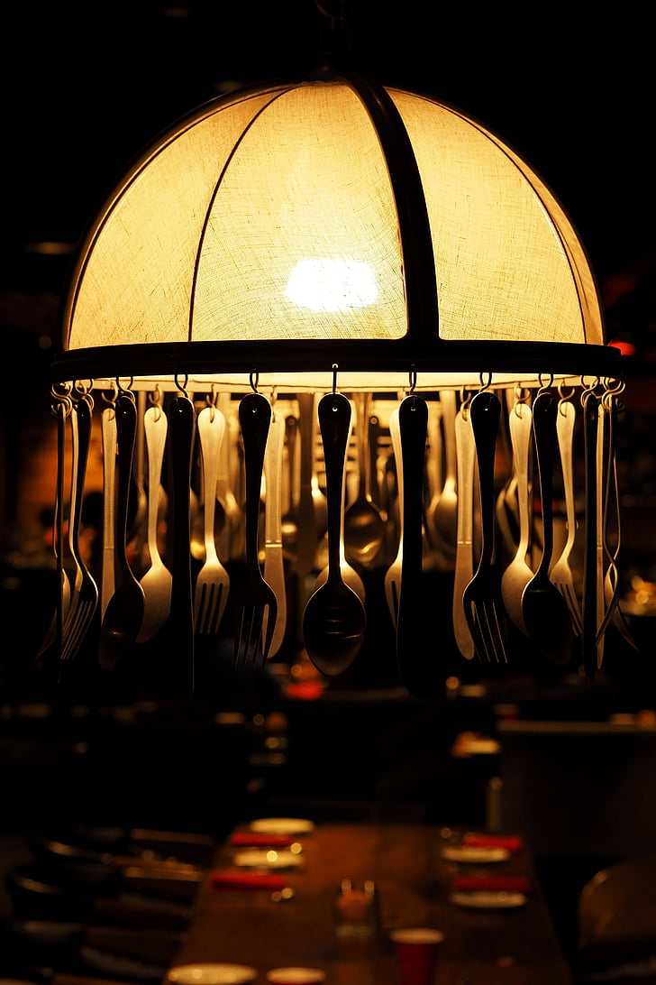 lampy nádobí, lžíce, vidlice, předsazení, zdobí, Restaurace, atmosféra
