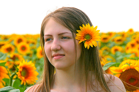 saulespuķes, meitene, portrets, dzeltena, lauks