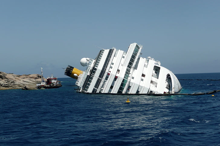 Concordia, lily de l’île, épave, navire, mer, océan, en cas de catastrophe